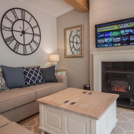Lodge 2 Bed In Oc-a32817 Pickering