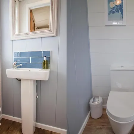 Lodge 2 Bed In Oc-a32817 Pickering